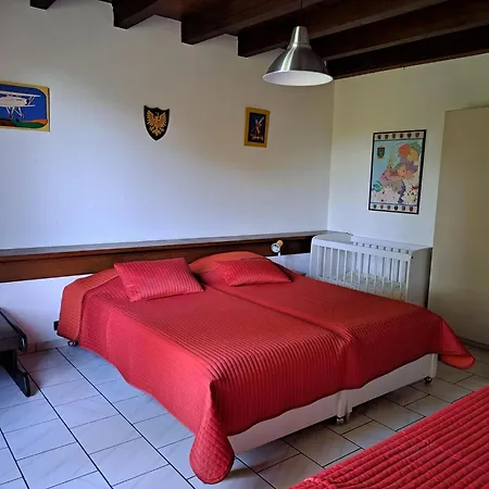 Comfortable With Spacious Garden Ygrande