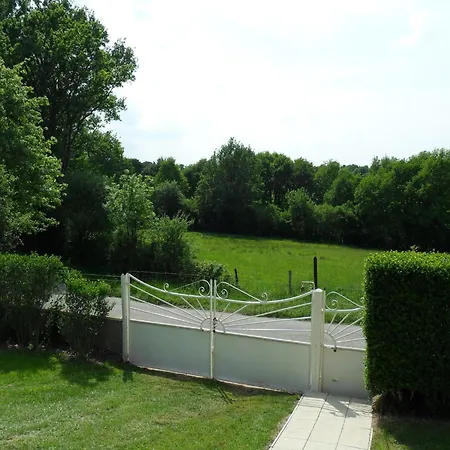 Дом отдыха Comfortable With Spacious Garden