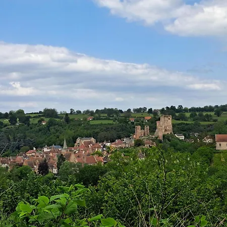 Comfortable With Spacious Garden Ygrande