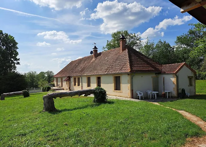 Comfortable With Spacious Garden * イグランド