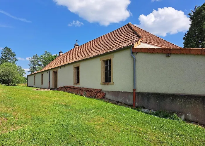 Comfortable With Spacious Garden *