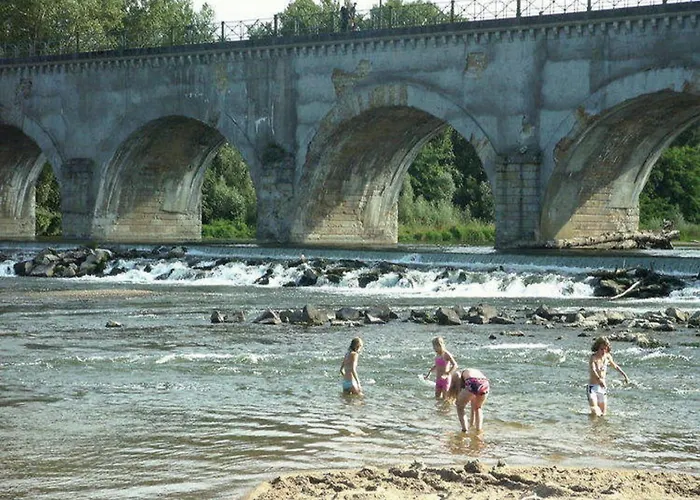 Comfortable With Spacious Garden 別荘 *