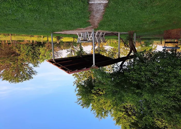 Comfortable With Spacious Garden *