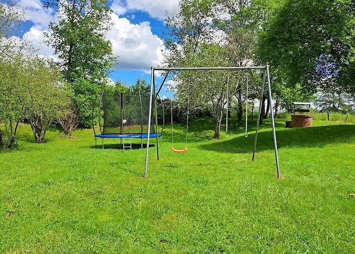 Comfortable With Spacious Garden 別荘 イグランド