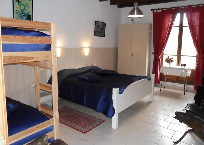 Comfortable With Spacious Garden 別荘 *